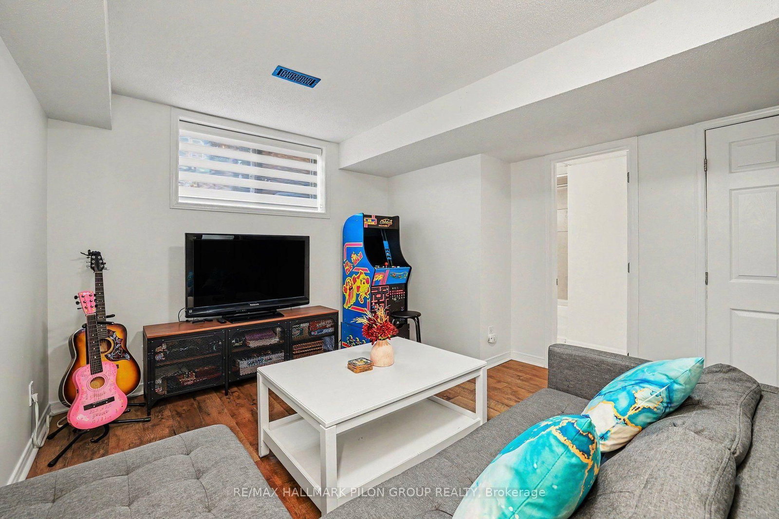 244 Rolling Meadow Crescent • Ottawa, ON photo 23