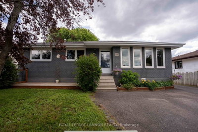 138 Iris Cres.