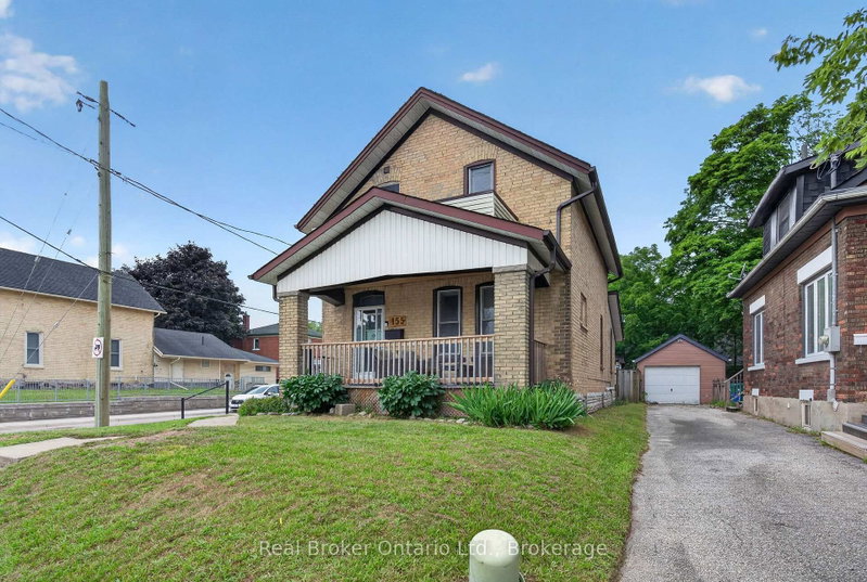 155 Lancaster Street W