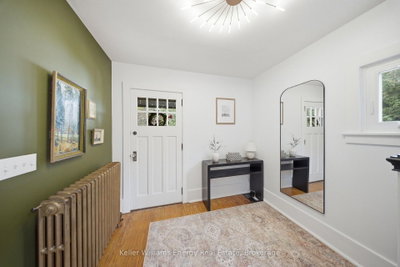 35 Havelock Street — photo 3