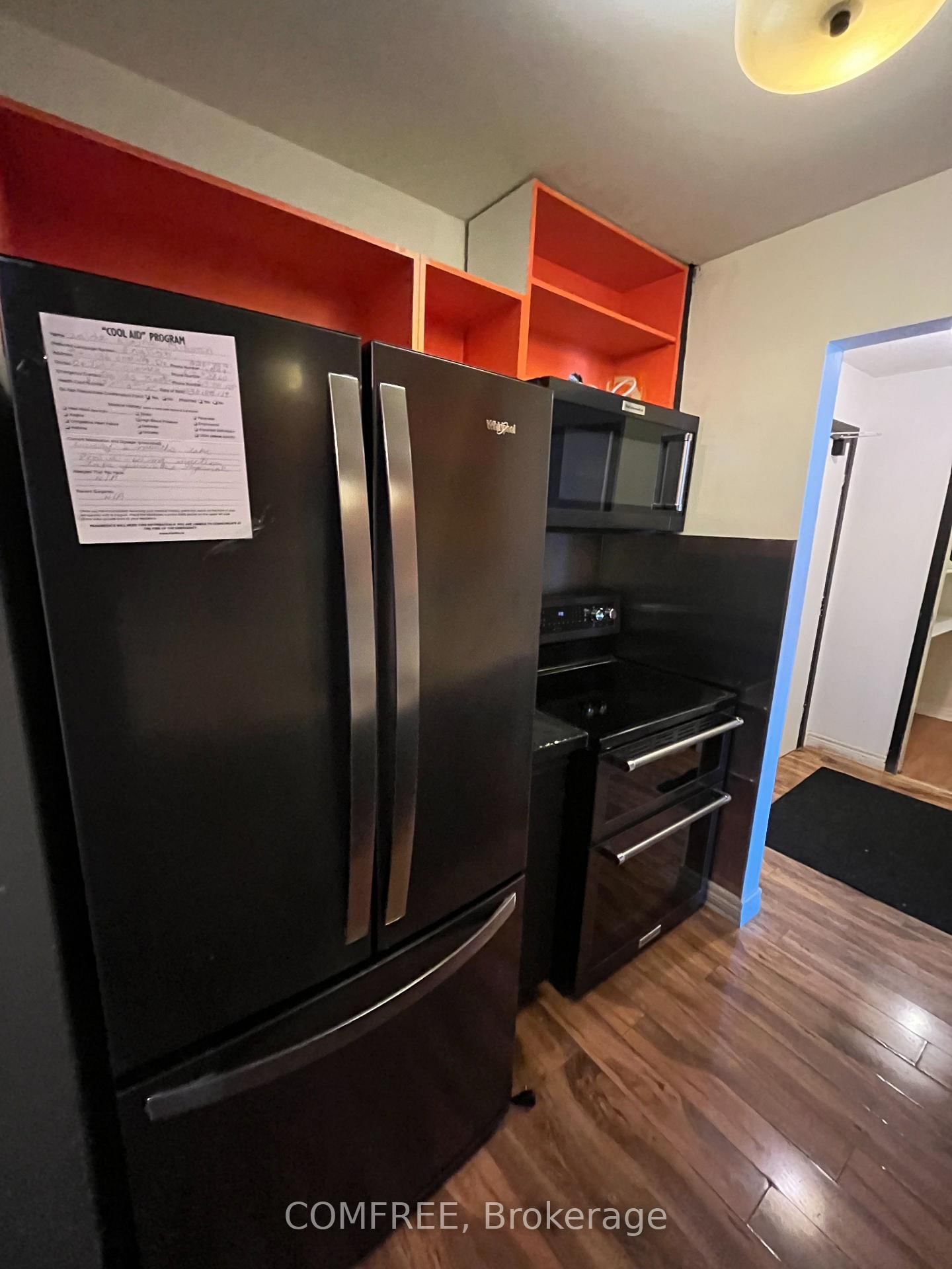41 - 136 Conway Drive, London South — photo 5