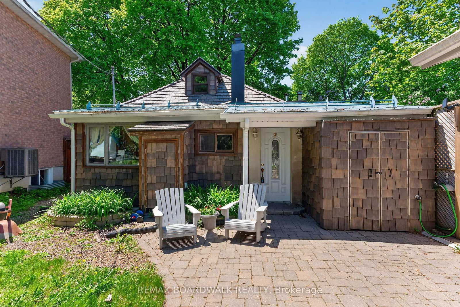 92 Orvigale Road • Ottawa, ON photo 16