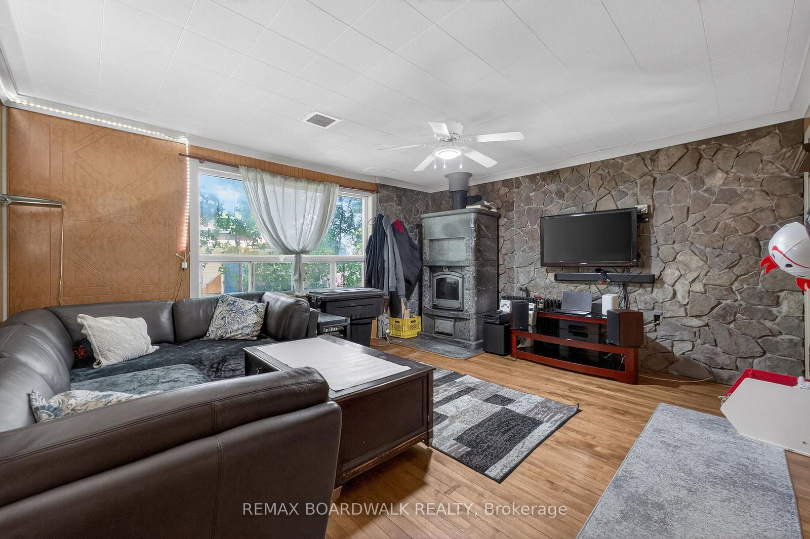92 Orvigale Road • Ottawa, ON photo 23