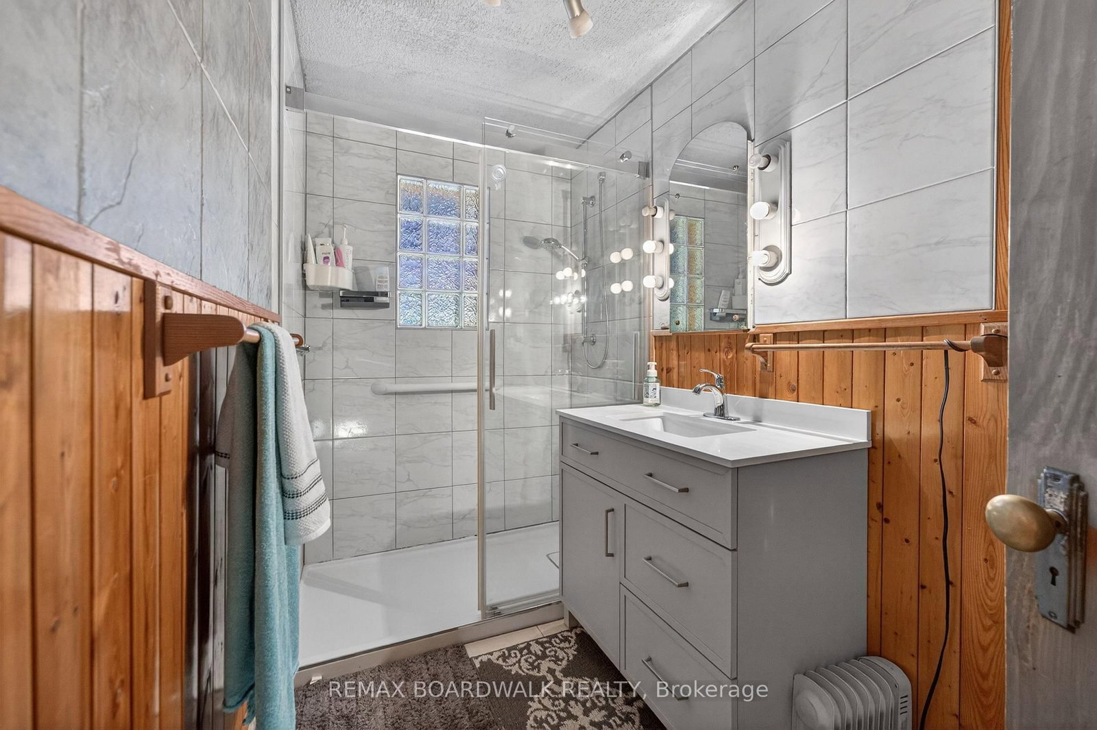 92 Orvigale Road • Ottawa, ON photo 29