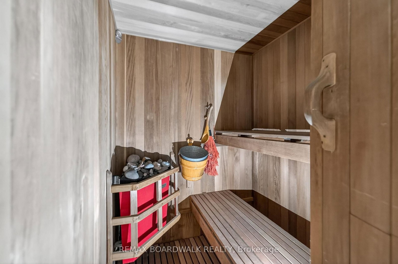 92 Orvigale Road • Ottawa, ON photo 39