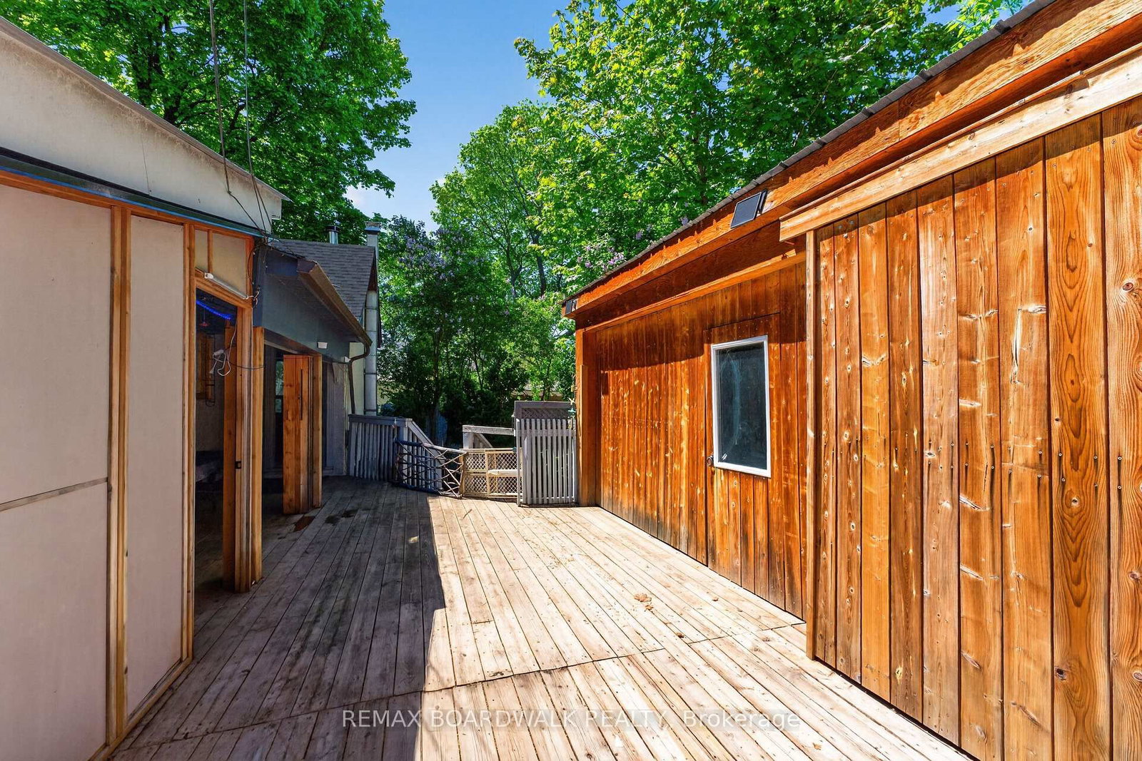 92 Orvigale Road • Ottawa, ON photo 42