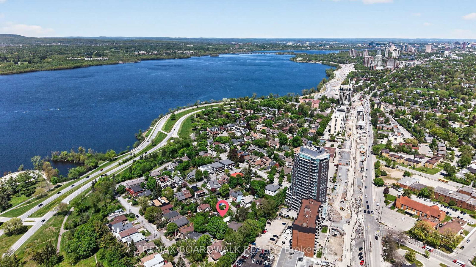 92 Orvigale Road • Ottawa, ON photo 7