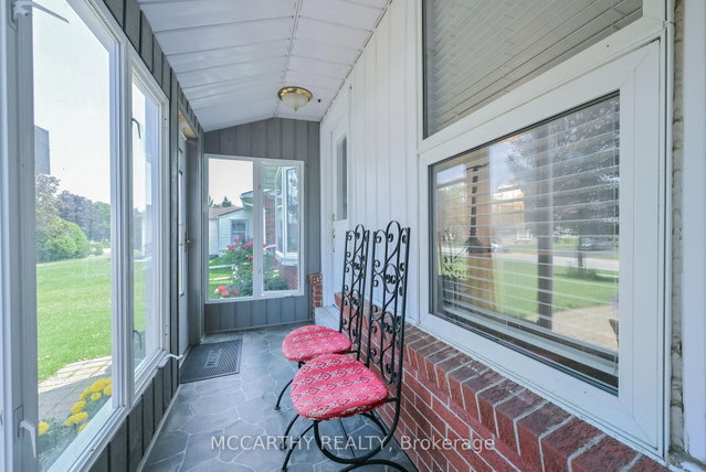 358 JELLY Street S