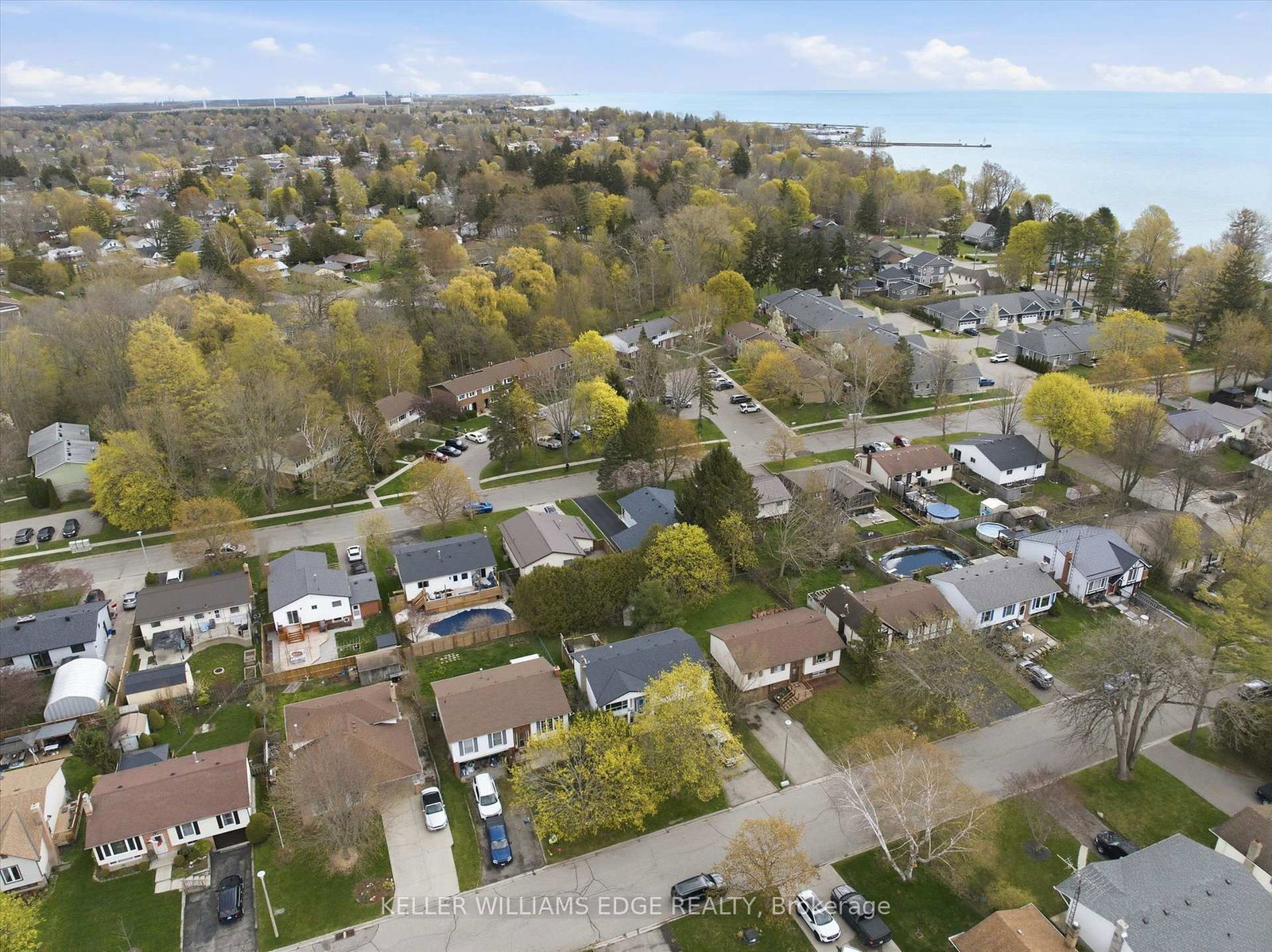 17 Richardson Drive • Norfolk, ON photo 37