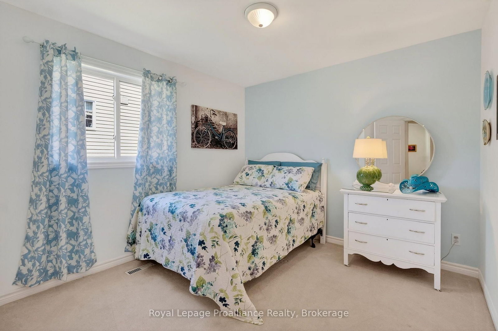 30 Heartwood Drive • Belleville, ON photo 22
