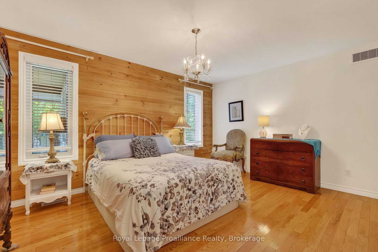 30 Heartwood Drive • Belleville, ON photo 26