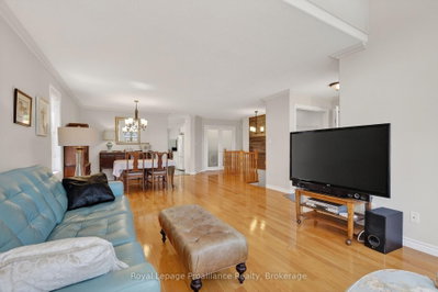 30 Heartwood Drive • Belleville, ON photo 9