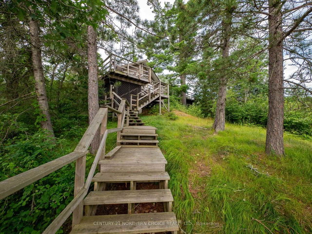 Dock 61 - D142 Holmstroms Marsh