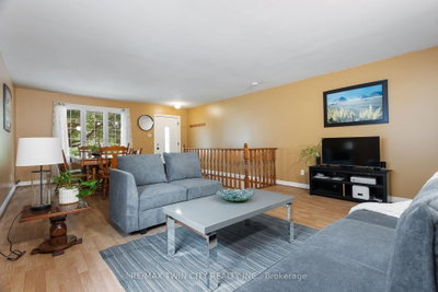 25 SAUNBY Street • London North, ON photo 9
