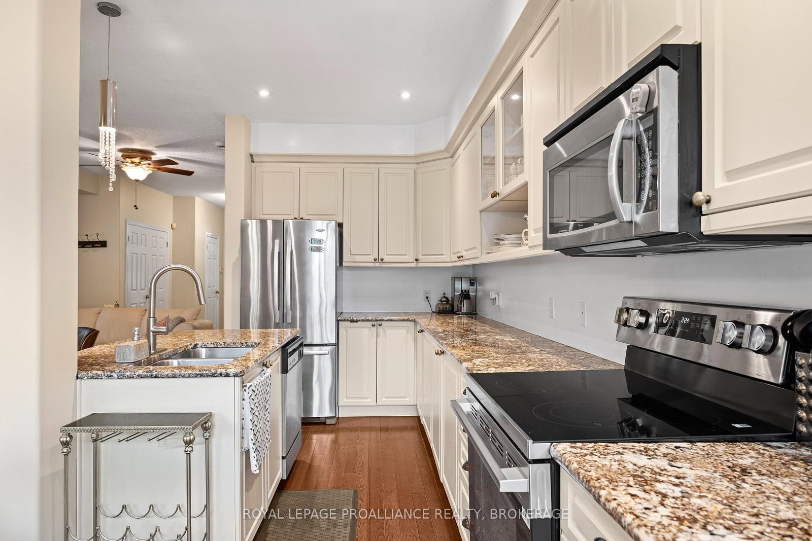 901 Ascot Lane • Kingston, ON photo 11