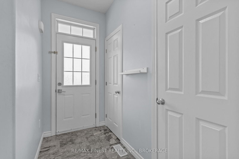 893 Ascot Lane