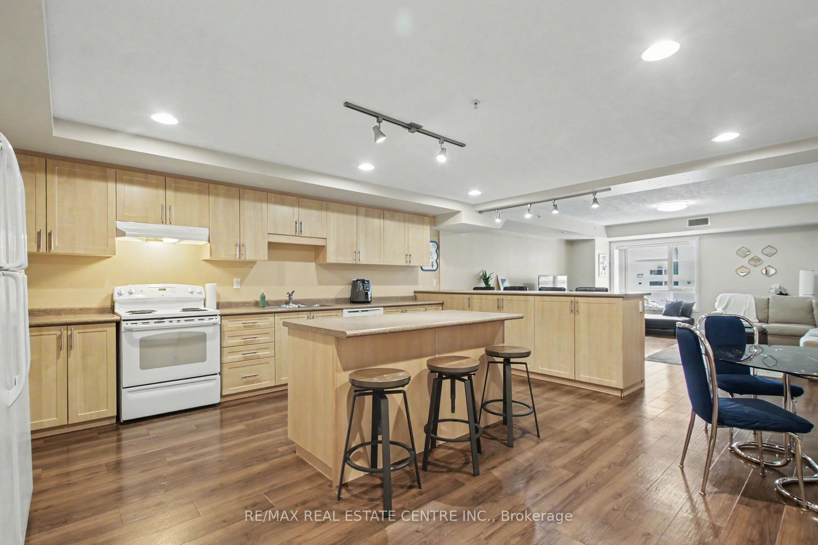 96 University Ave, Waterloo, view 13