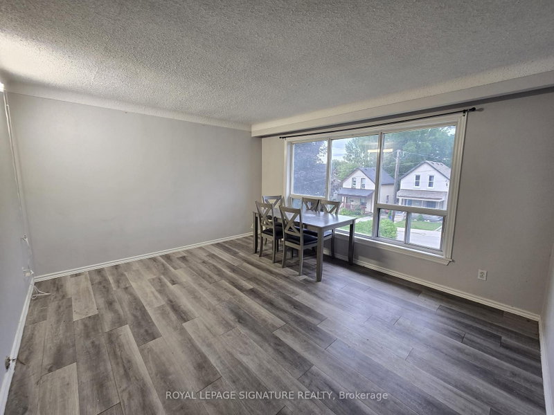 home for lease on 3-9 Park Avenue