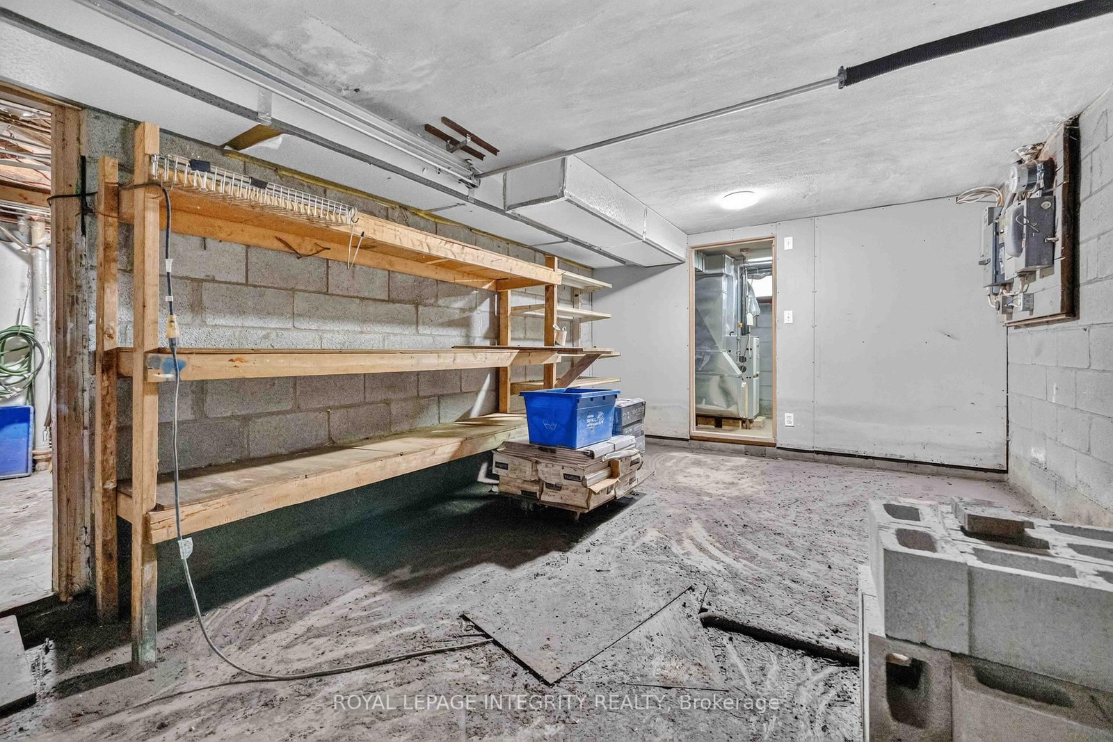 1274 Woodroffe Avenue • Ottawa, ON photo 18