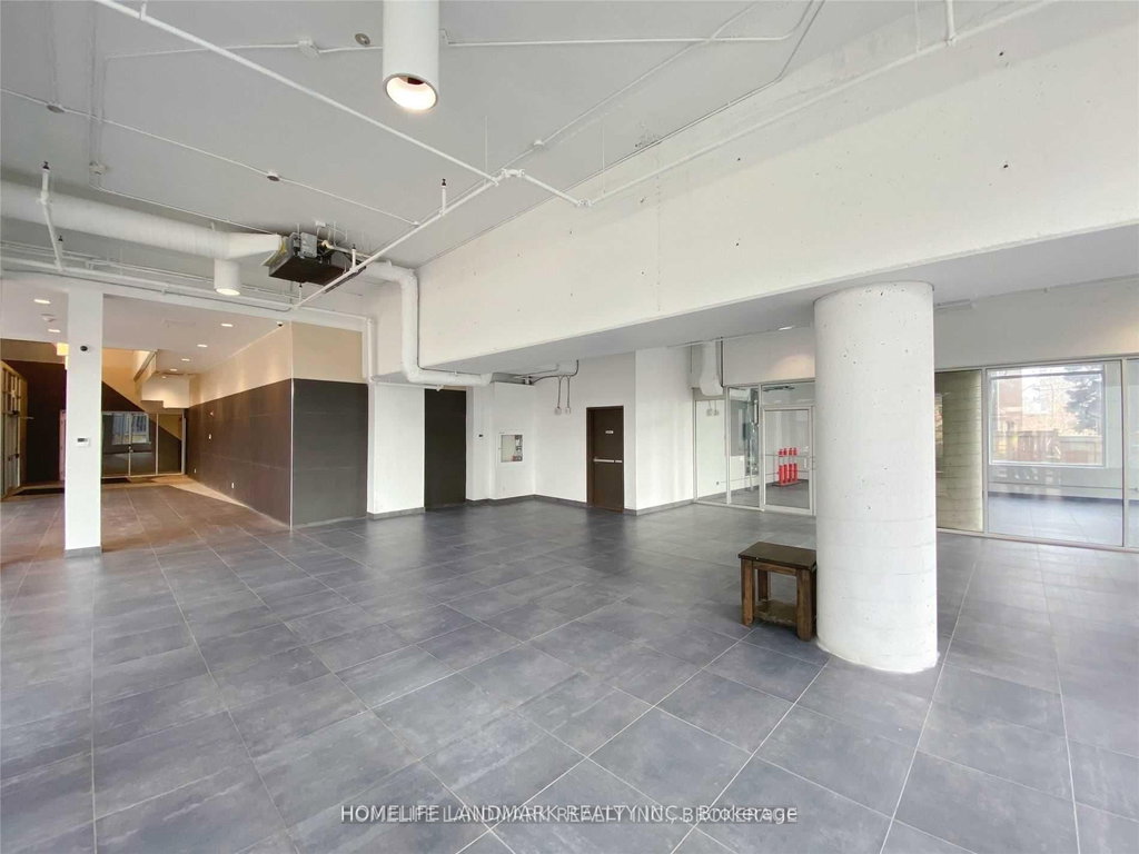 2201 - 158 King Street N 5