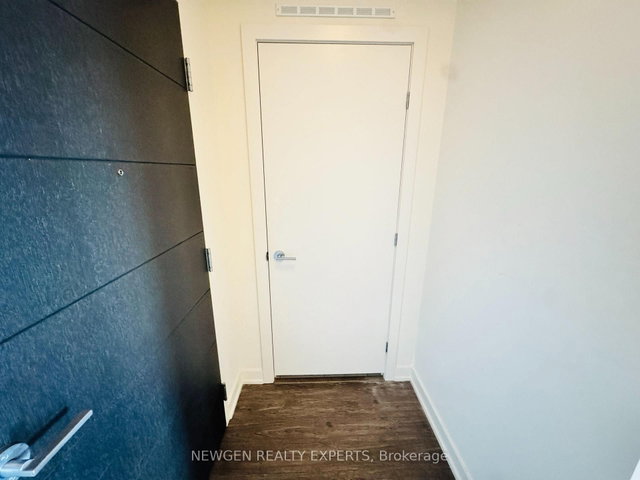 1220 - 212 King William Street