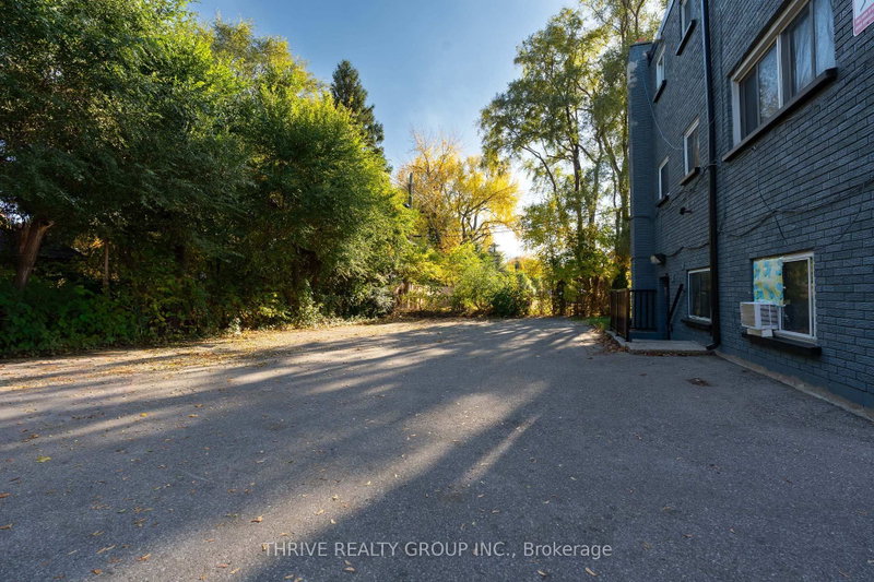 153 Godfrey Dr photo 3