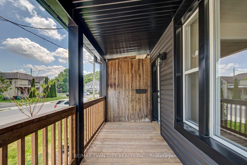 26 Richardson Street
