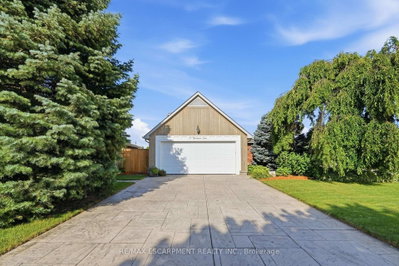 12 Huntington Lane — photo 3