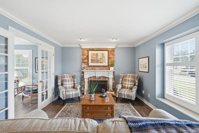12 Huntington Lane — more photos