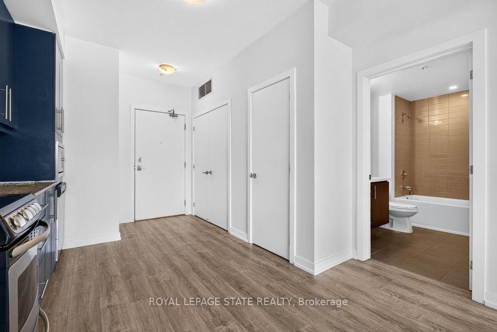 10 Esplanade Lane • #306 • Grimsby, ON photo 15