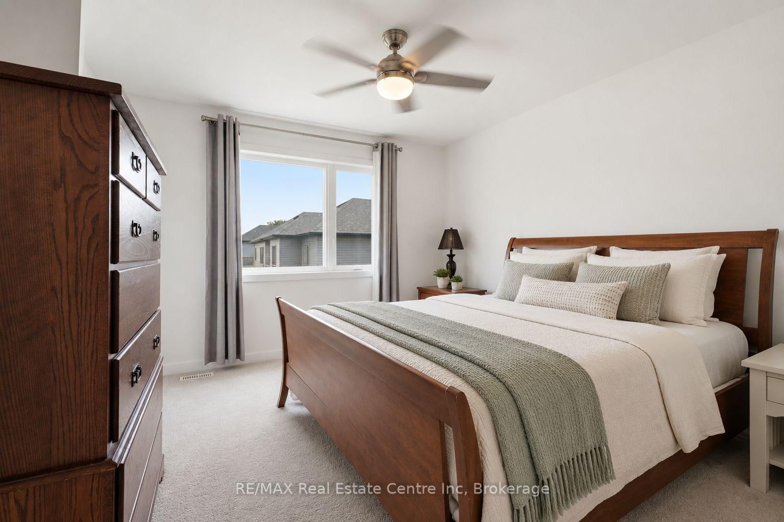50 Ferris Circle • Guelph, ON photo 12