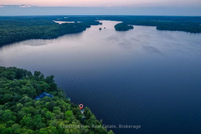 81C Wind Rose Lane — more photos