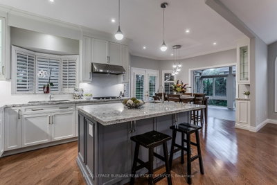 54 Waterwheel Crescent — more photos
