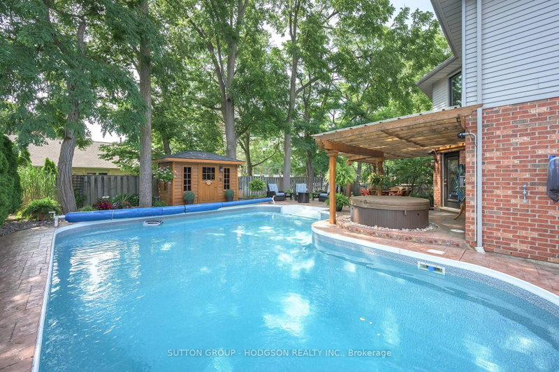 103 Carriage Hill Drive