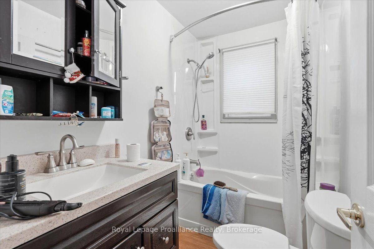 16 Graham Street • Belleville, ON photo 21