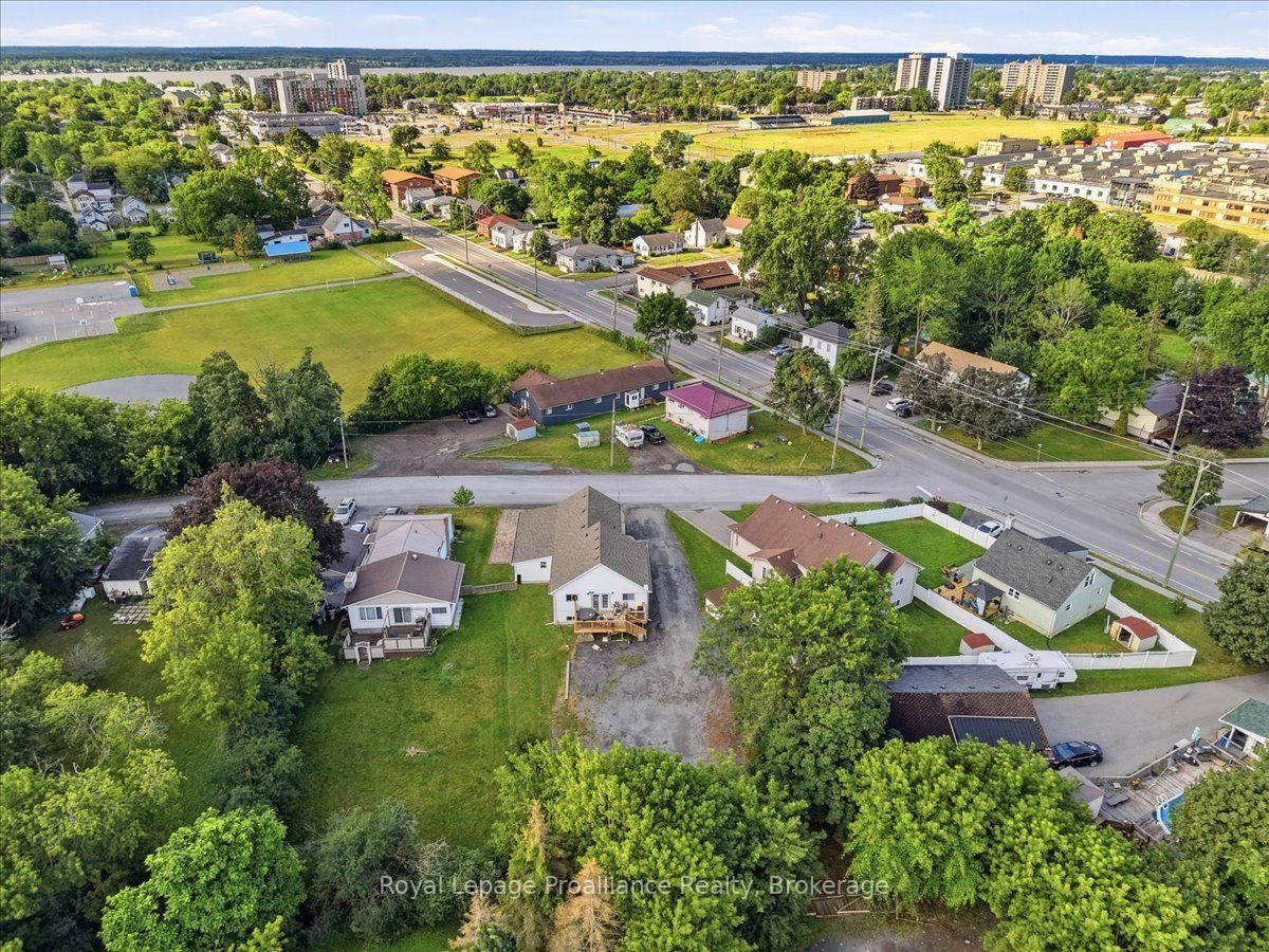 16 Graham Street • Belleville, ON photo 30