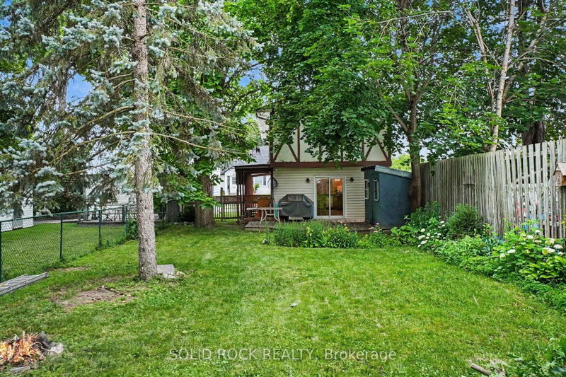 211 Bell Street