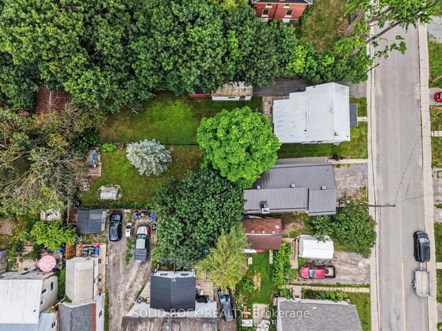 211 Bell Street