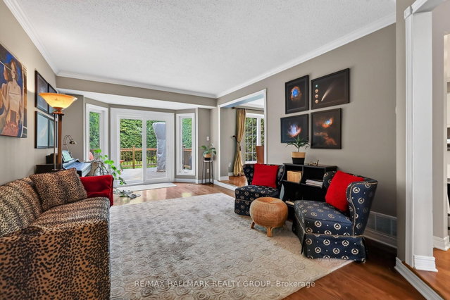 15 Pemberton Crescent