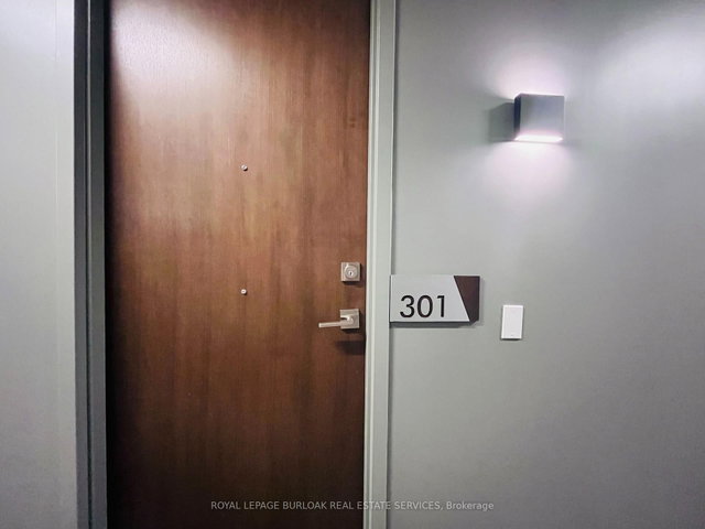 301 - 101 Locke Street S