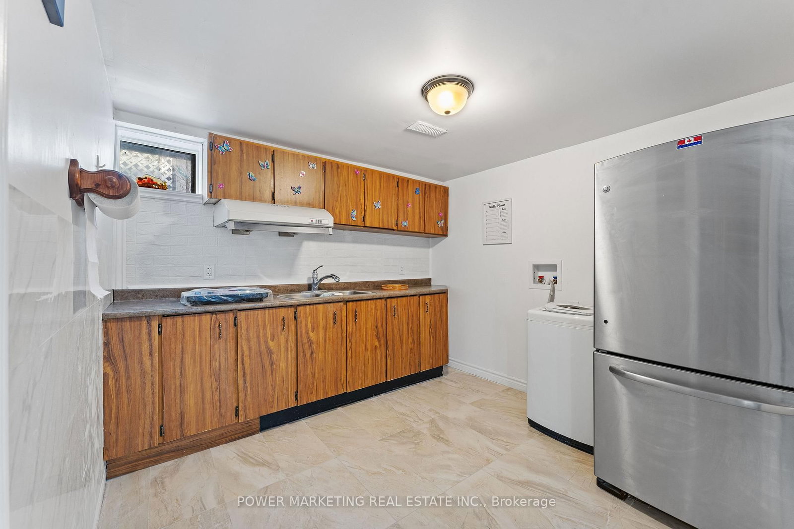 Listing Image 18