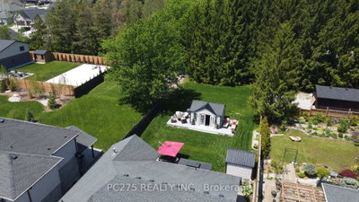 22 Talbot Grove Lane — photo 3