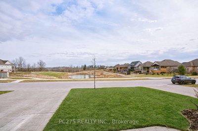 22 Talbot Grove Lane — photo 6