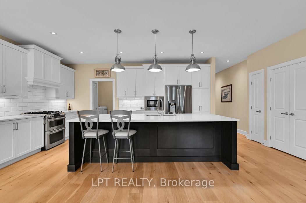608 Robert Hill Street • Almonte, ON photo 15