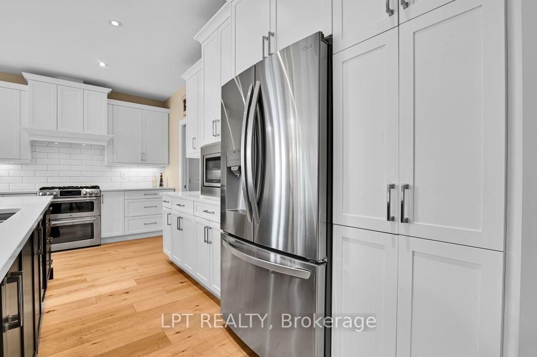 608 Robert Hill Street • Almonte, ON photo 17