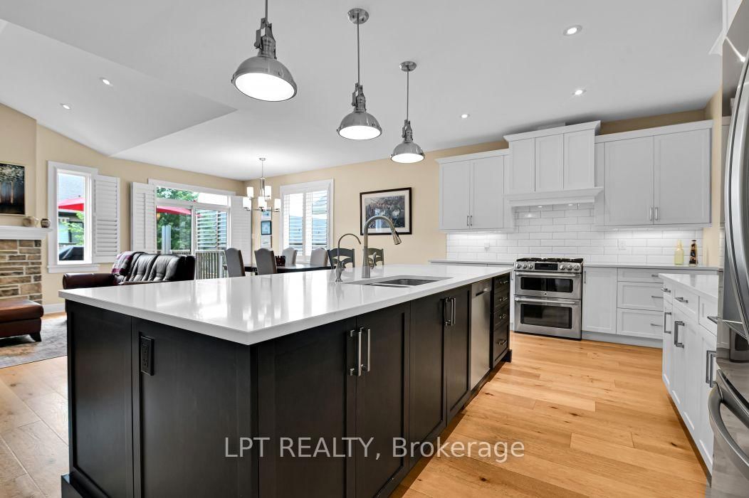 608 Robert Hill Street • Almonte, ON photo 18