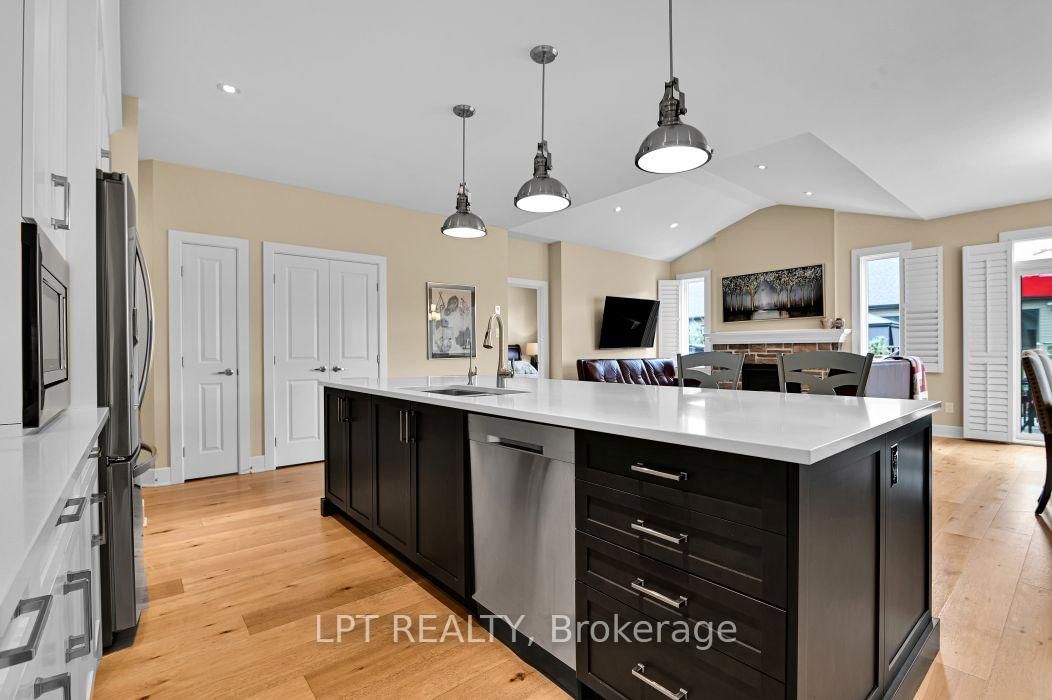 608 Robert Hill Street • Almonte, ON photo 19