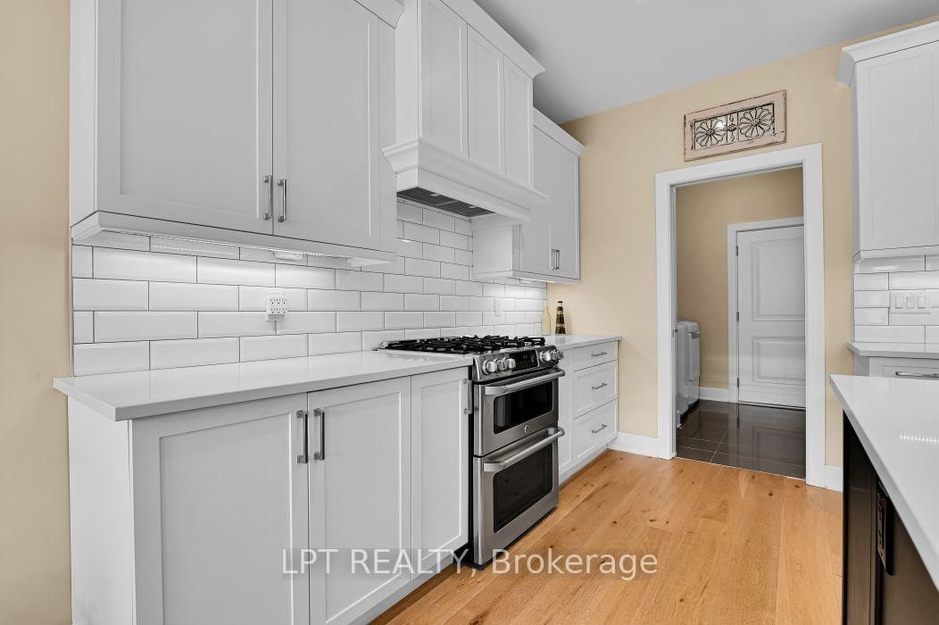 608 Robert Hill Street • Almonte, ON photo 21