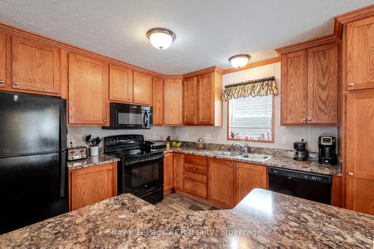 37 Sussex Square • Georgian Bluffs, ON photo 17