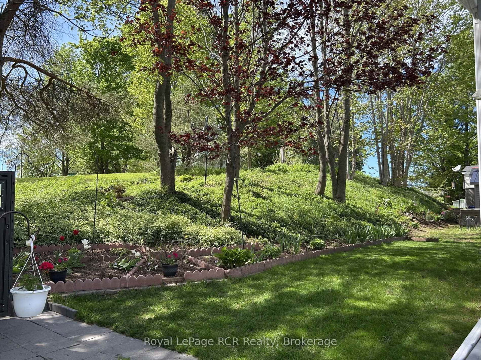 37 Sussex Square • Georgian Bluffs, ON photo 4
